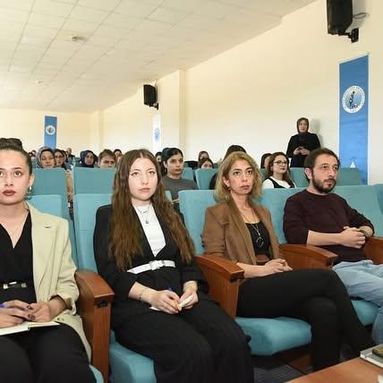 Afyon MYO'da Okul Öncesi Eğitimde Aile Tutumları Konferansı Düzenlendi