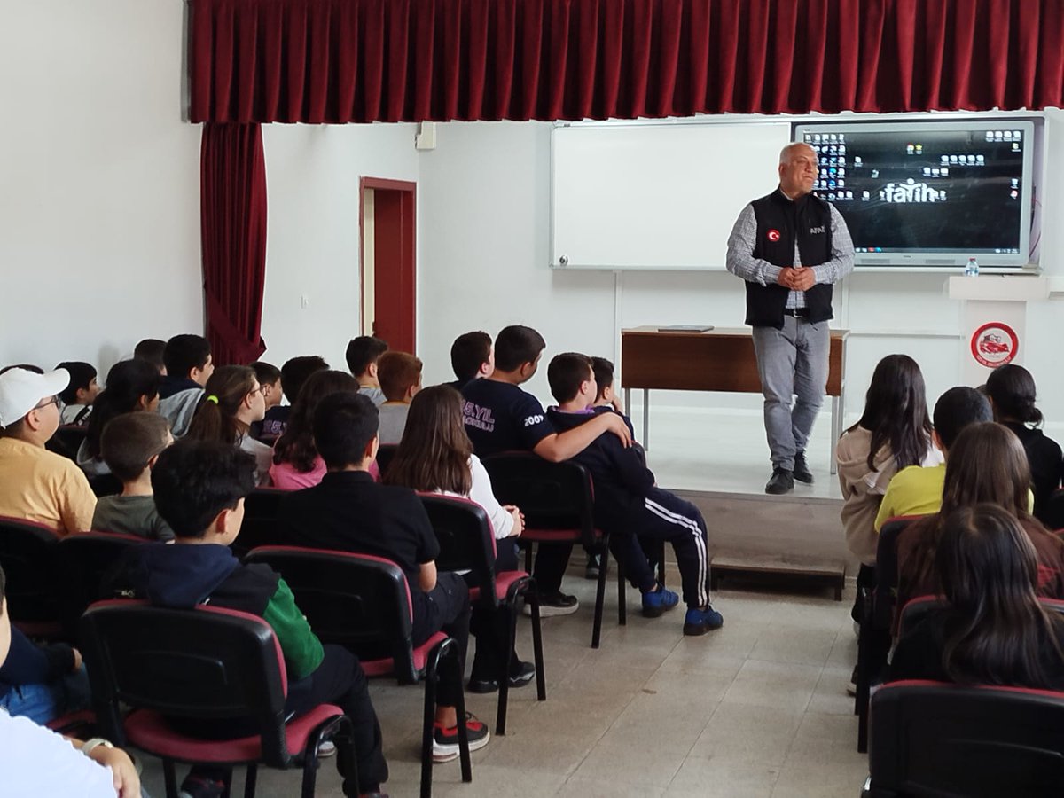 Afyonkarahisar'da Öğrencilere Afet ve Yangın Farkındalık Eğitimi Verildi