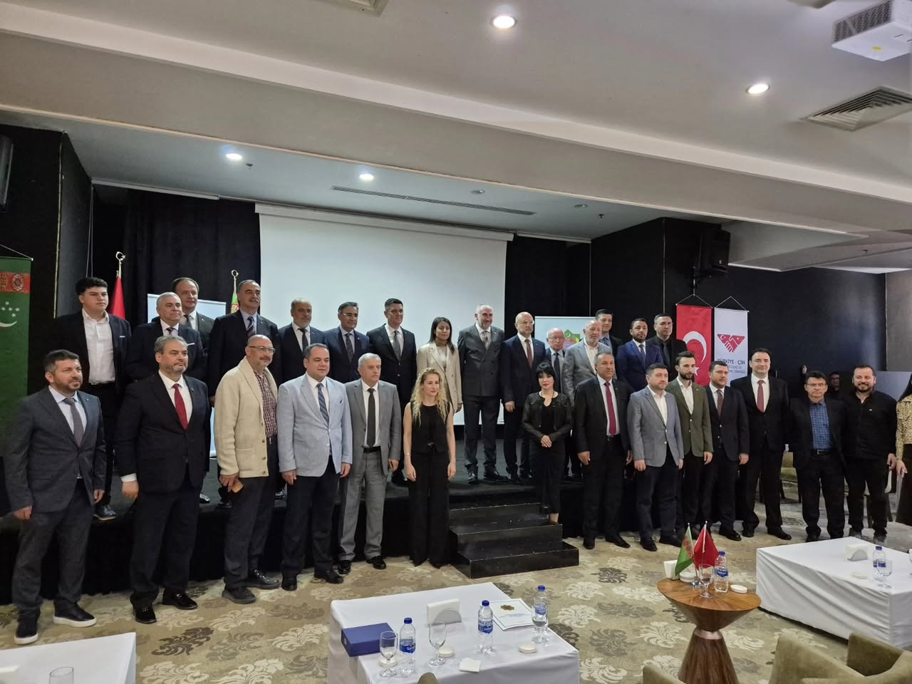 Afyonkarahisar'da Türkmenistan İş Fırsatları Paneli Düzenlendi