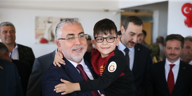 Deprem Bölgesinde İstihdam İçin 77 Bin Yeni Kontenjan