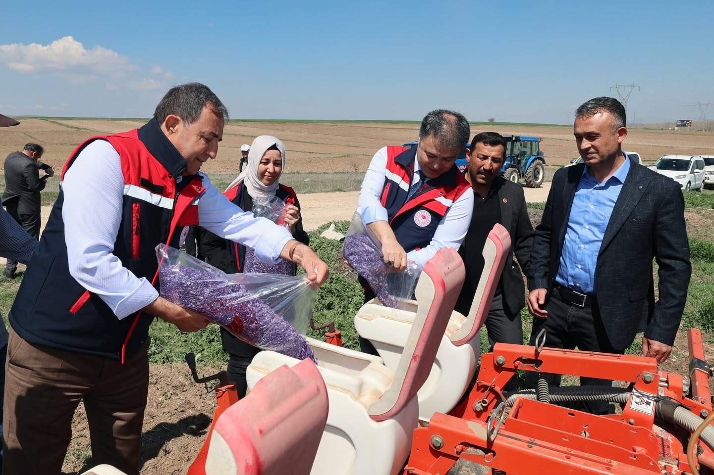 Afyonkarahisar'da Çiftçilere Tohum Desteği