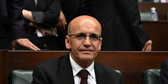 Hazine ve Maliye Bakanı Şimşek: Fiyat İstikrarı ve Yatırımlar Artıyor
