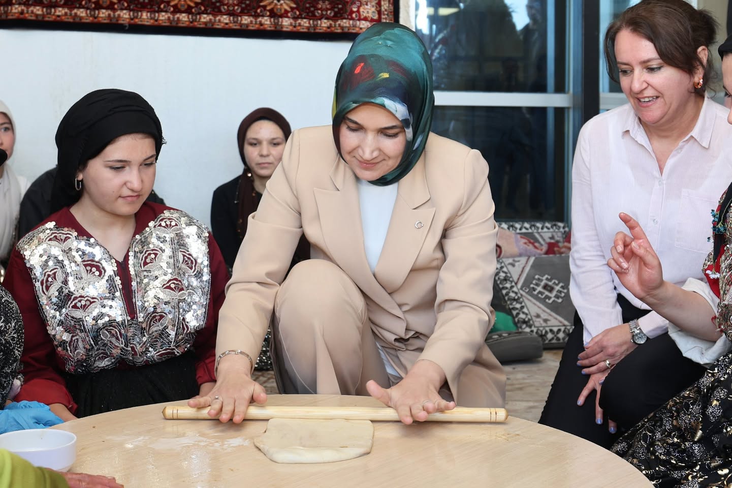 Afyonkarahisar'da Kültür Köprüsü: Ninemle Bükme Yapıyorum Etkinliğinde Kuşaklar Buluştu