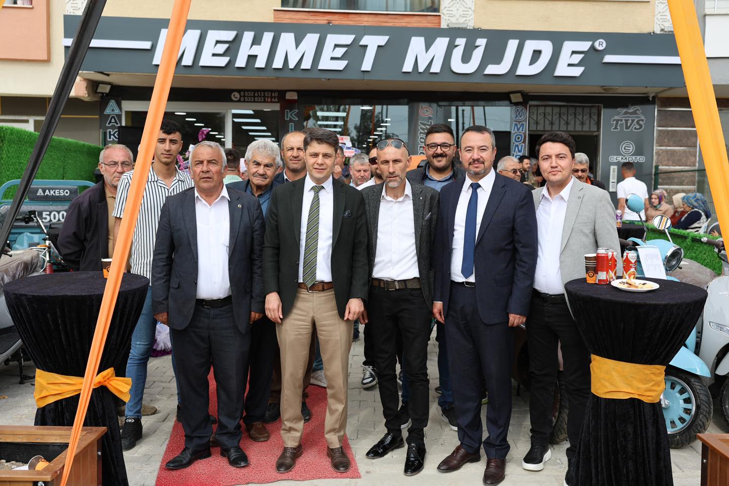 Sandıklı'da Yeni Motosiklet Mağazası Açıldı