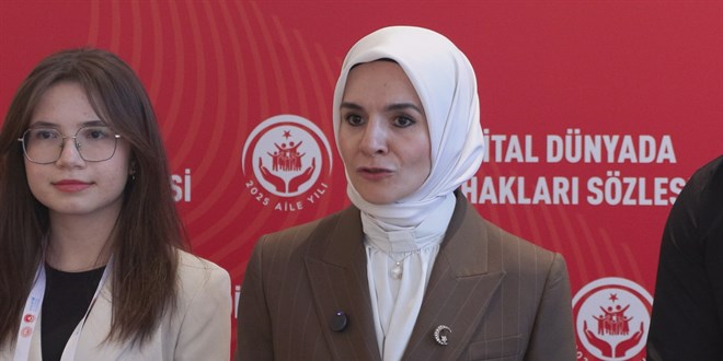 Çocukların Dijital Hakları İçin Çok Taraflı İşbirliği Çağrısı