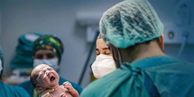 Sağlık Bakanlığı Sezaryen Doğumlara Yönelik Yeni Düzenlemeler Açıkladı