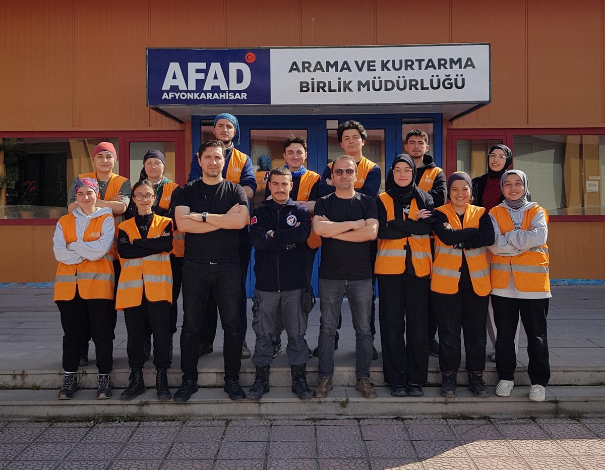 Afyonkarahisar'da AKUK Gönüllülerine Temel İlk Yardım Eğitimi Verildi