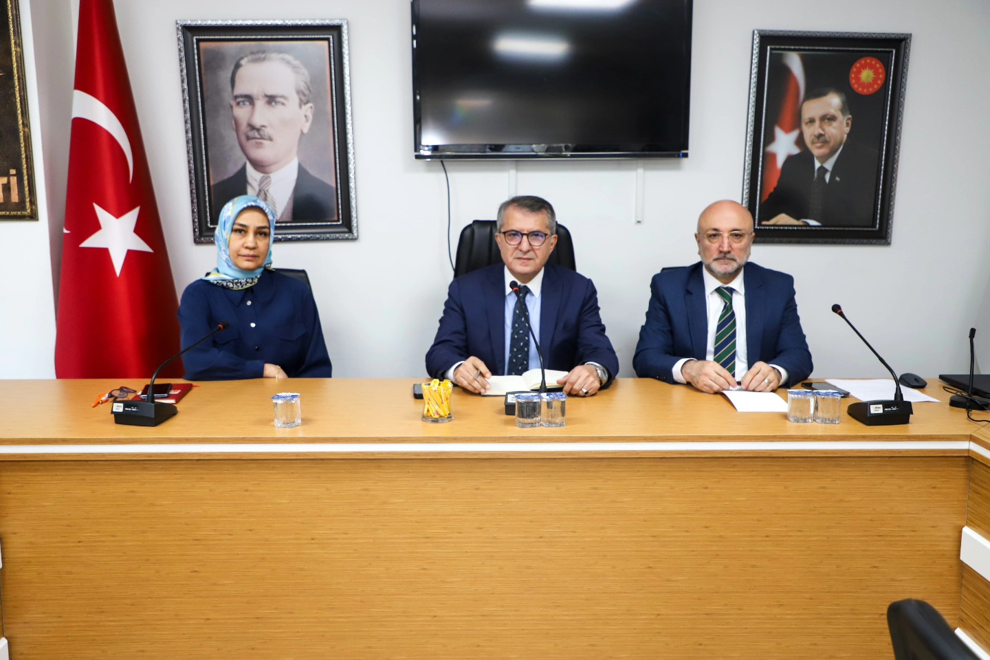 AK Parti'den Afyonkarahisar ve Uşak Teşkilatlarına Önemli İstişare Toplantısı