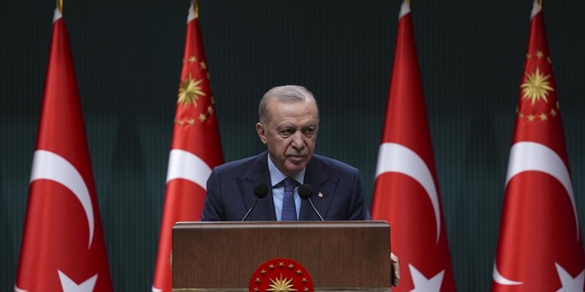 Cumhurbaşkanı Erdoğan, Altı Ülkenin Büyükelçisini Külliye'de Kabul Etti