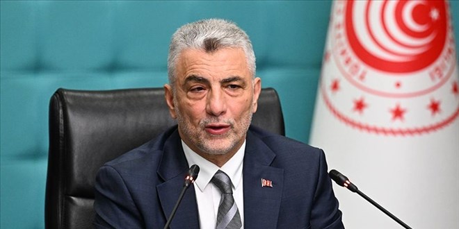 Nisan Ayında Dış Ticaret Açığı 12 Milyar Dolar: Türkiye'nin Ticaret Dengesi Zorlu Bir Dönemden Geçiyor