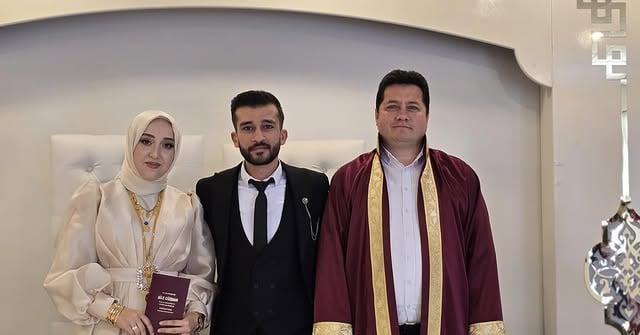 Bolvadin'de Nikah Şöleni: Başkan AYNACI Genç Çifti Mutluluğa Kavuşturdu