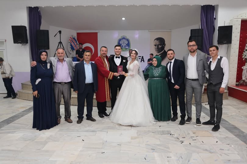 Sandıklı Belediye Başkanı Öztaş, Nikah Şahitliği Yaptı