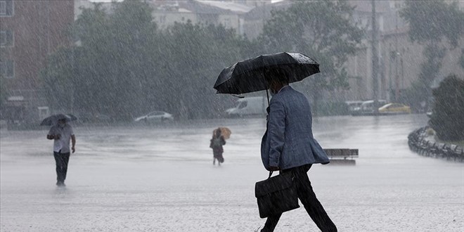 Meteoroloji'den Türkiye'ye Gök Gürültülü Sağanak Uyarısı