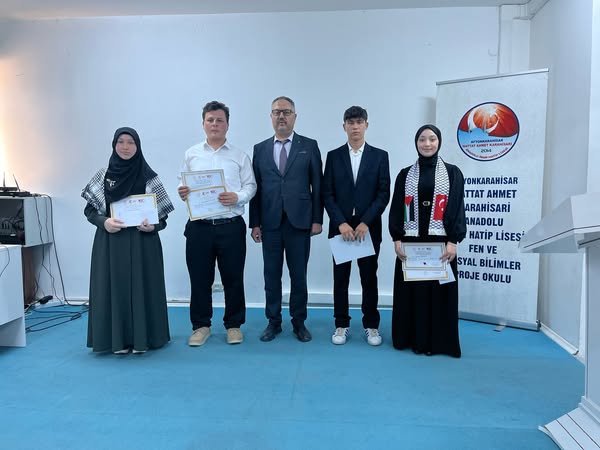 Afyonkarahisar'da Arapça Şiir Okuma Yarışmasının Finali Düzenlendi