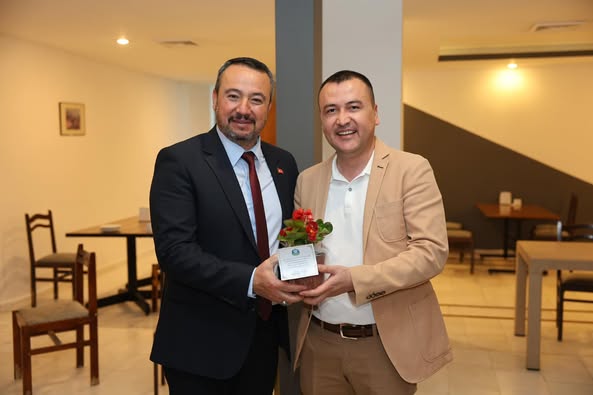Sandıklı'da Hemşireler Haftası Kutlandı: Sağlık Çalışanlarının Fedakarlığına Saygı
