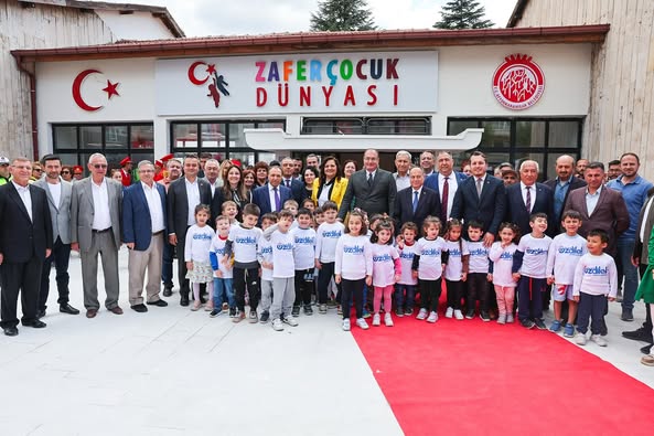 Zafer'de Yeni Çocuk Dünyası Açıldı: Çocuklar İçin Güvenli ve Eğlenceli Bir Alan