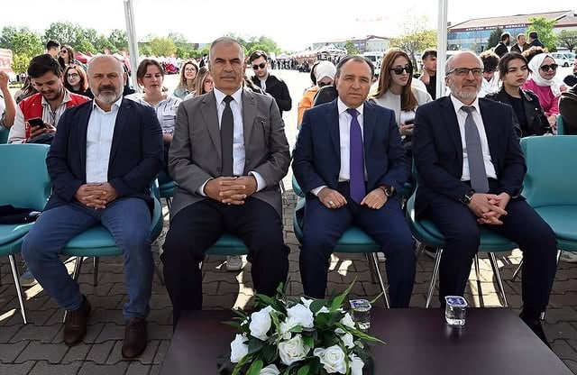Afyon Kocatepe Üniversitesi'nde 2024-2025 Eğitim Öğretim Yılı Spor Oyunları Ödül Töreni Gerçekleşti