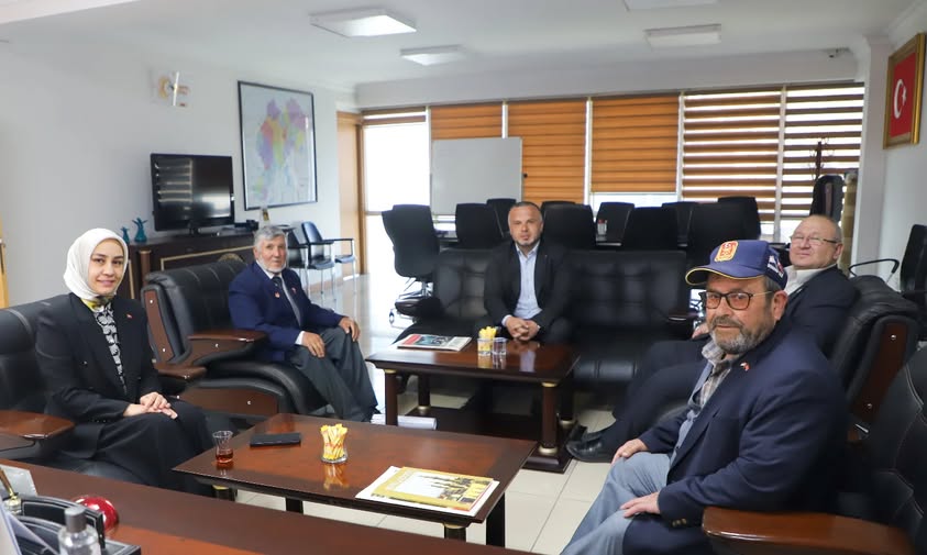 Kıbrıs Gazileri, AK Parti Afyonkarahisar İl Başkanlığını Ziyaret Etti