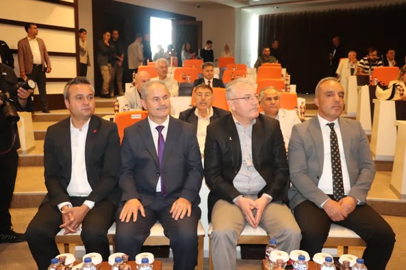 Ak Parti Afyon İl Başkan Yardımcısı, Afyon Eğitim Vakfı Genel Kuruluna Katıldı