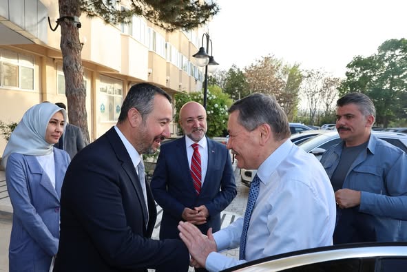 Sandıklı'da Belediye Başkanları Eğitim ve İstişare Kampı Başladı