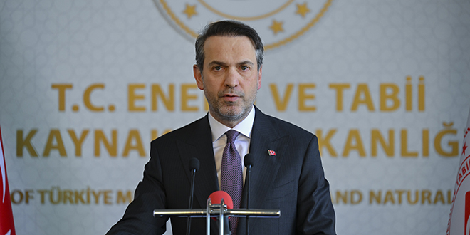 Bakan Bayraktar'dan Elektrik ve Doğal Gaz Zamı Açıklaması: Fiyat Artışı Yok