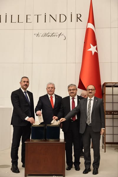 Numan Kurtulmuş TBMM Başkanı Seçildi: Yeni Dönemde Görevine Devam Edecek
