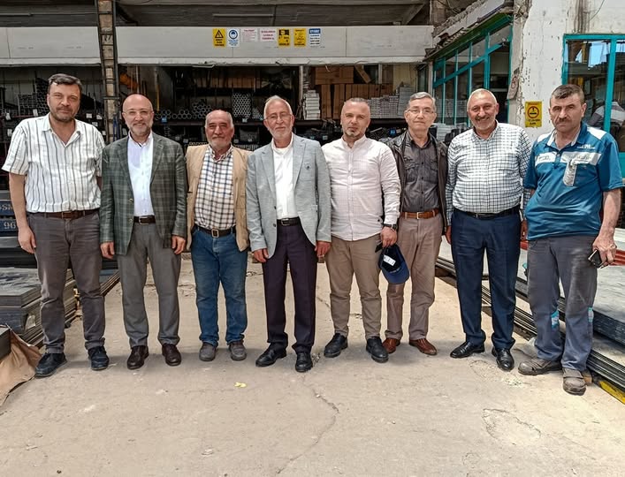 AK Parti Afyon İl Başkanı Şahin, Eski Yönetim Kurulu Üyesi Balık'ı Ziyaret Etti