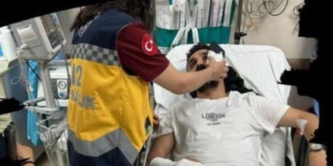 Iğdır'da Doktor Darbedildi: Eşine Kimlikle İşlem Yapmaya Çalışırken Gerginlik