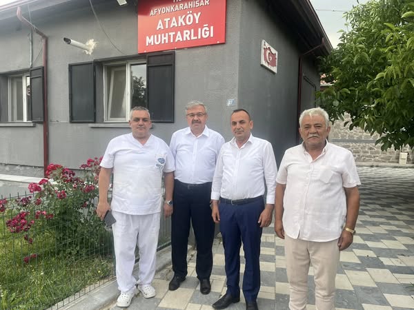 AK Parti Milletvekili Yurdunuseven Ataköy Muhtarıyla İstişare Etti