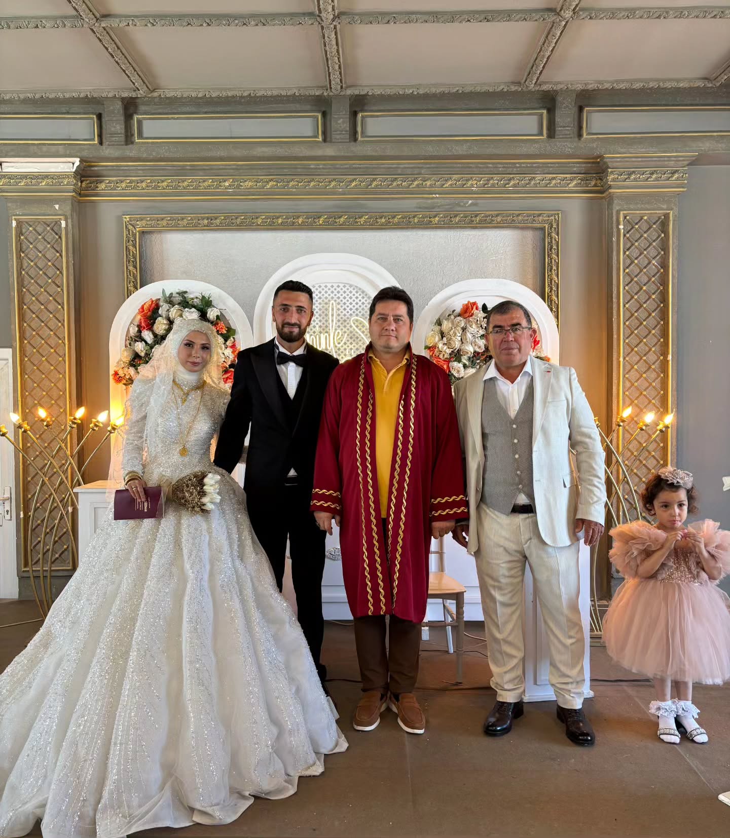Bolvadin Belediye Başkanı Aynacı, Çifte Nikah Kıyarak Mutluluk Diledi