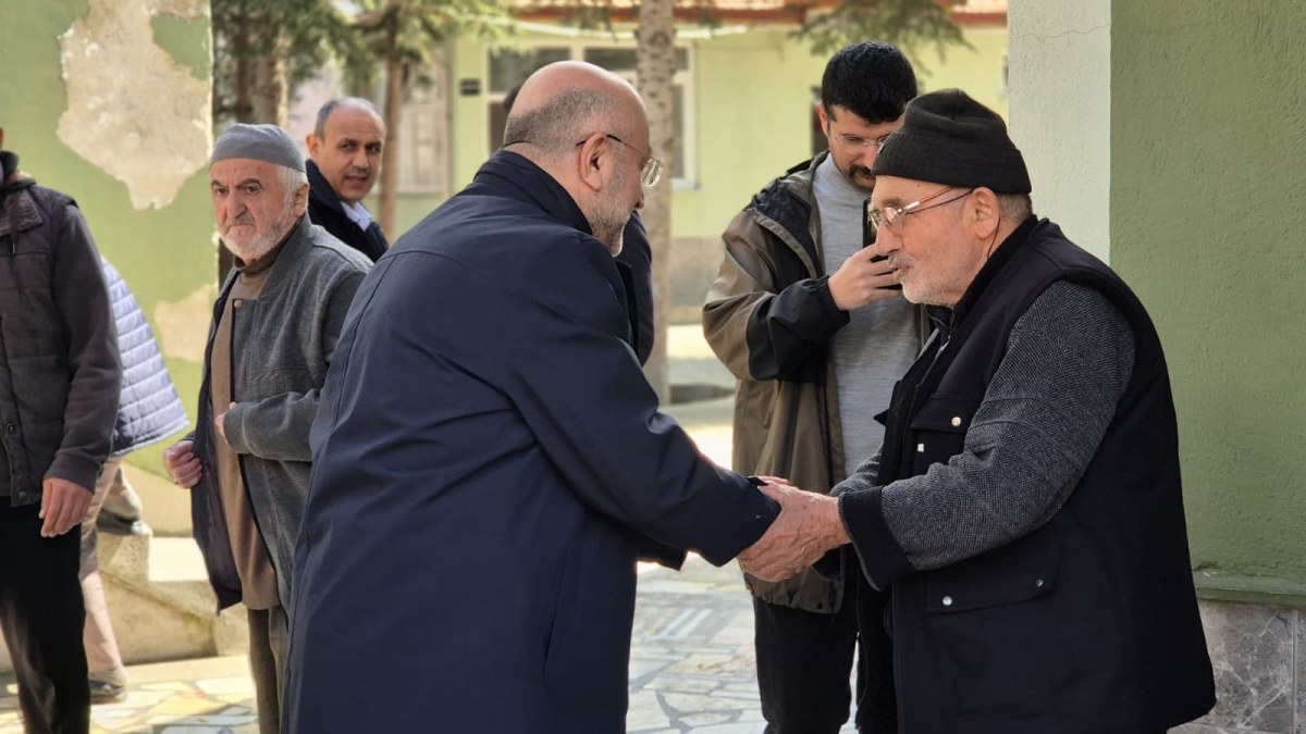 Başkan Şahin Eşrefpaşa Mahallesi’nde Vatandaşın Nabzını Tuttu