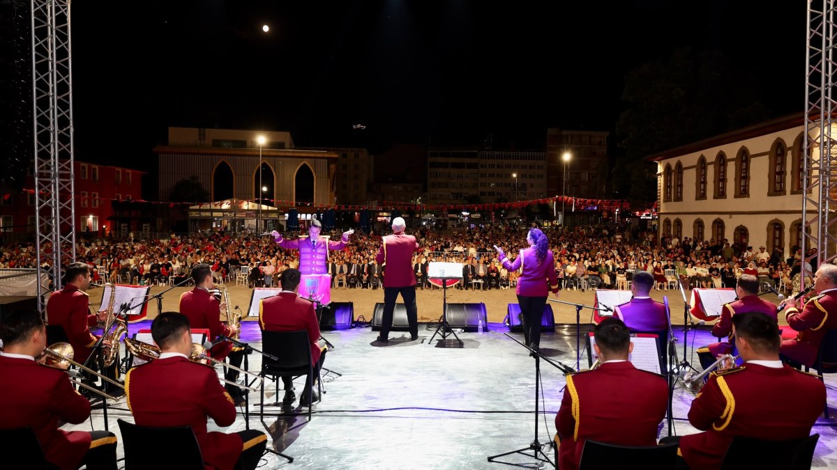 Zafer Haftası’nda Muhteşem Konser