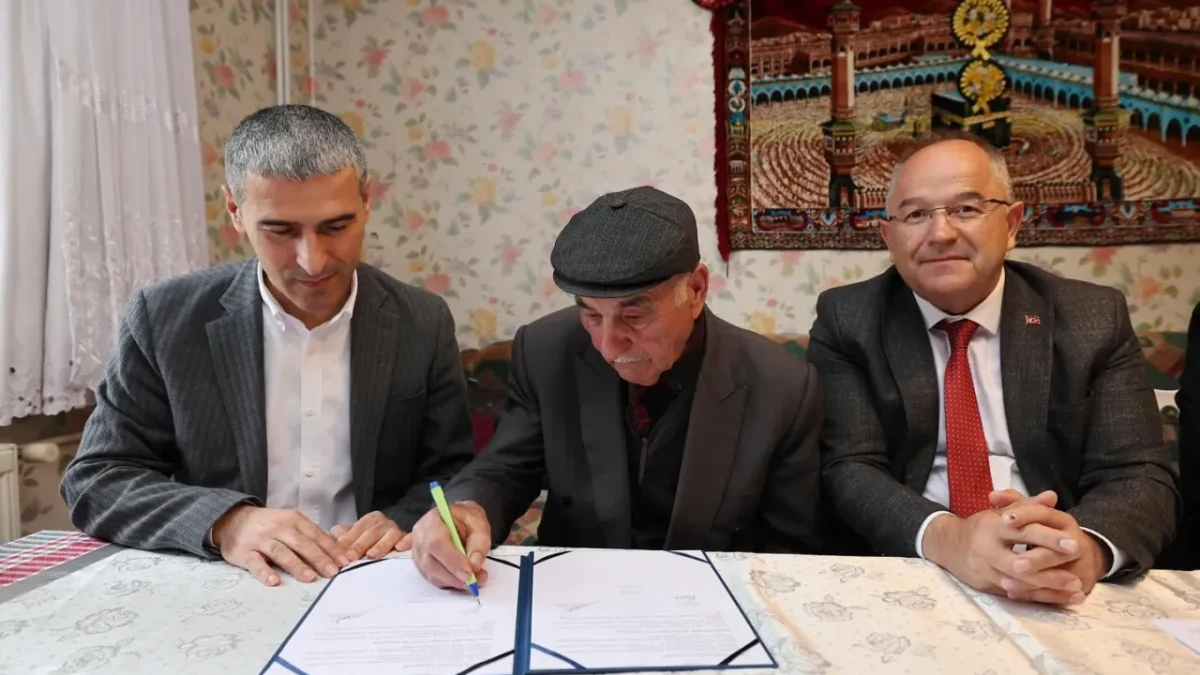 Vali Aktaş Ve Hayırsever Ulu Arasında Protokol İmzalandı