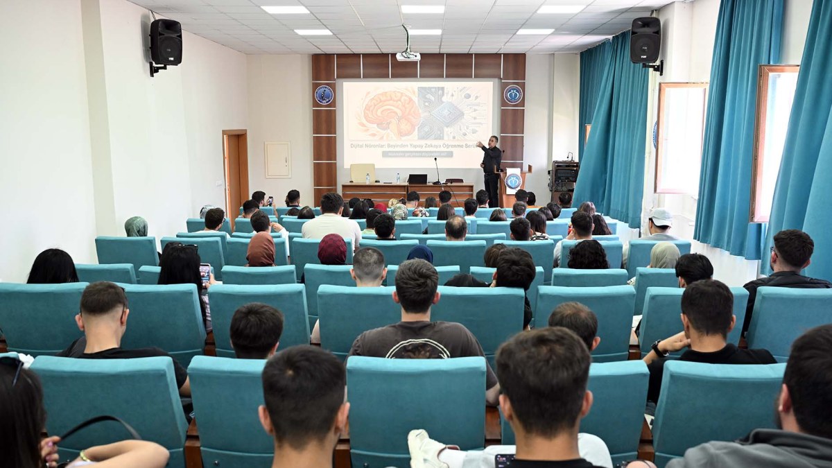 Afyon MYO’da “Yapay Zekâ ve Derin Öğrenme” Anlatıldı