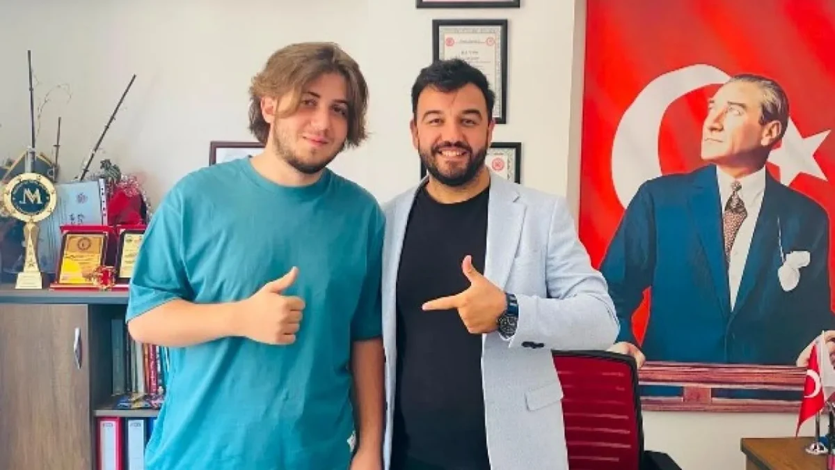 Afyonkarahisarlı Eğitimci Yalçın Sevim'den Ankara’da Büyük Gurur!