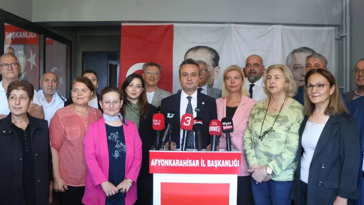 Faruk Duha Erhan YENİ Parti Afyonkarahisar İl Başkanlığına adaylığını açıkladı
