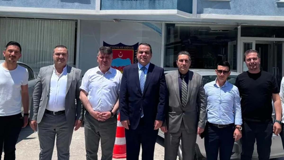 Önder Artuk'tan Başkan Karataş’a Ziyaret