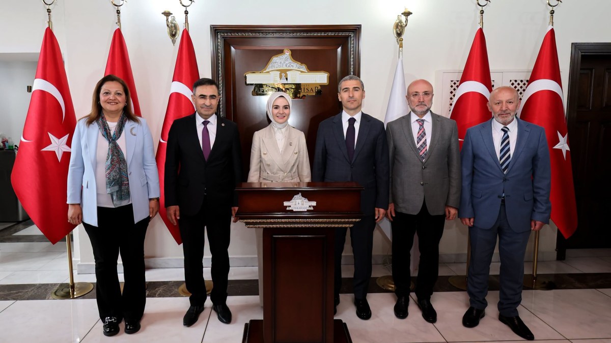 Bakan Mahinur Özdemir Göktaş’tan Vali Aktaş’a Ziyaret