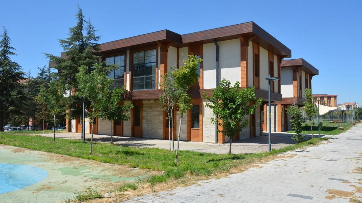 Afyonkarahisar Millet Bahçesi’ndeki Sağlıklı Hayat Merkezi Eylül’de Açılıyor