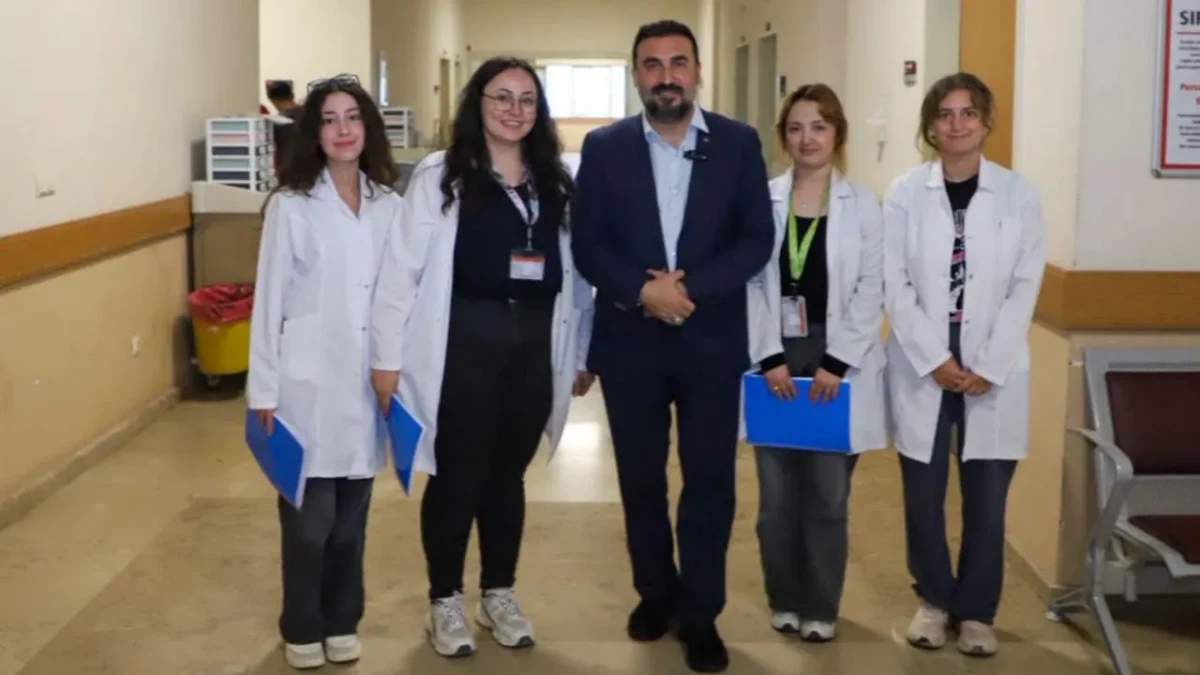 AK Parti İl Başkanı Dr. Özgür Kavak'tan AFSÜ Hastanesi'ne Ziyaret