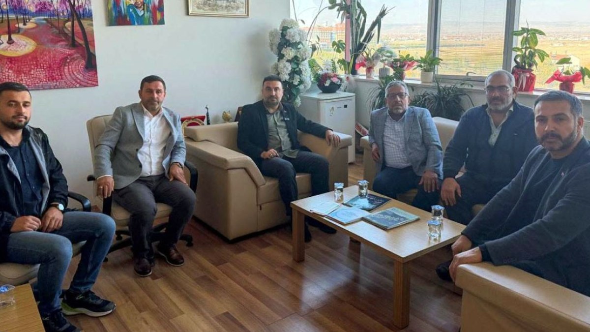 AK Parti Afyonkarahisar İl Başkanı Kavak’tan AFSÜ Hastanesi’ne Ziyaret