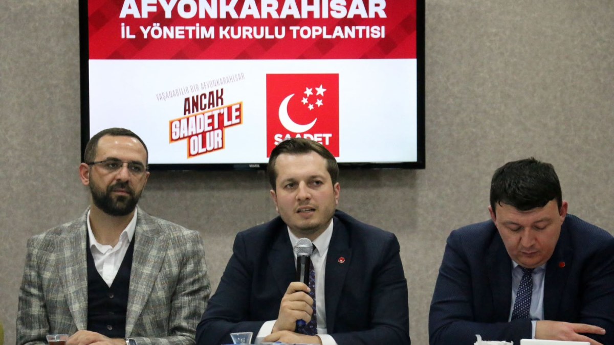 Karataş: Milletin Sofrasındaki Porsiyon Küçülürken Kendi Fonlarını Büyütmüşler