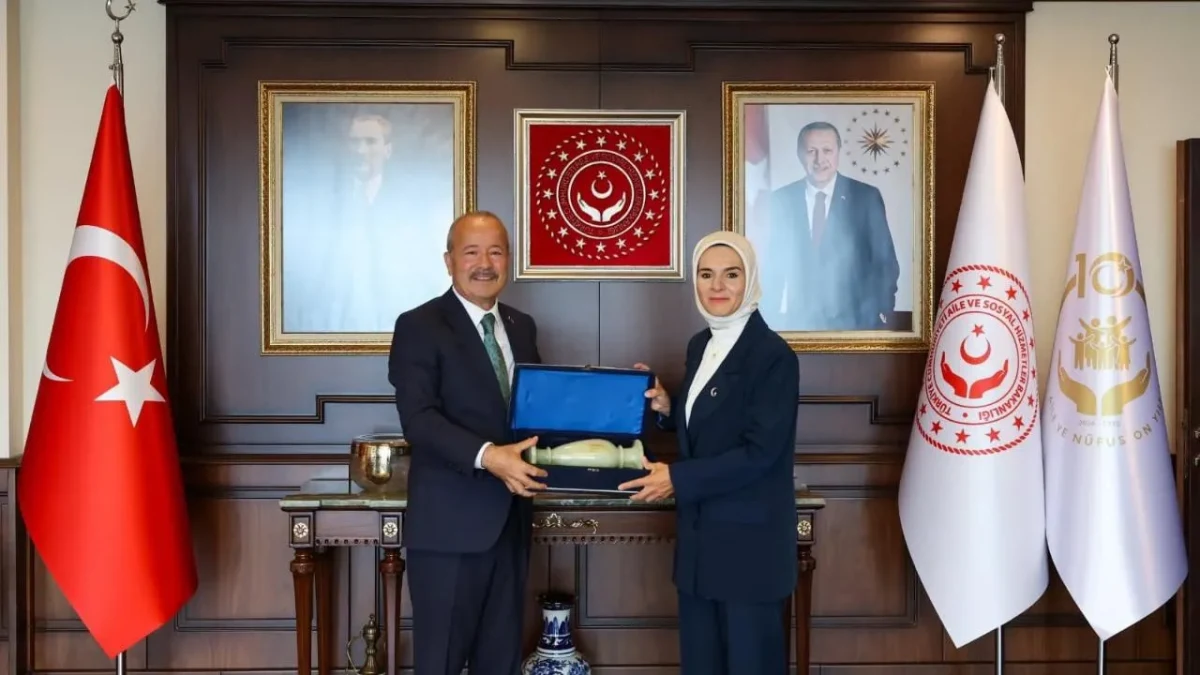 MHP Afyonkarahisar Milletvekili Mehmet Taytak’tan Bakan Göktaş’a ziyaret