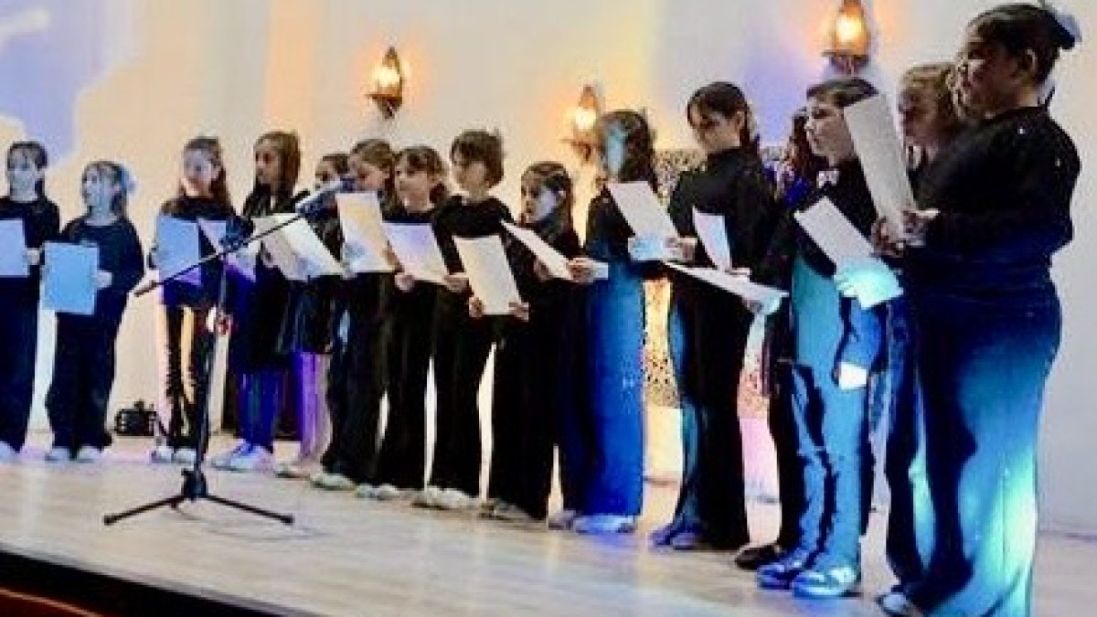 Afyonkarahisar’da Gençlik Merkezlerinden Anlamlı Programlar: Şiir, İlahi ve Anma Etkinlikleri