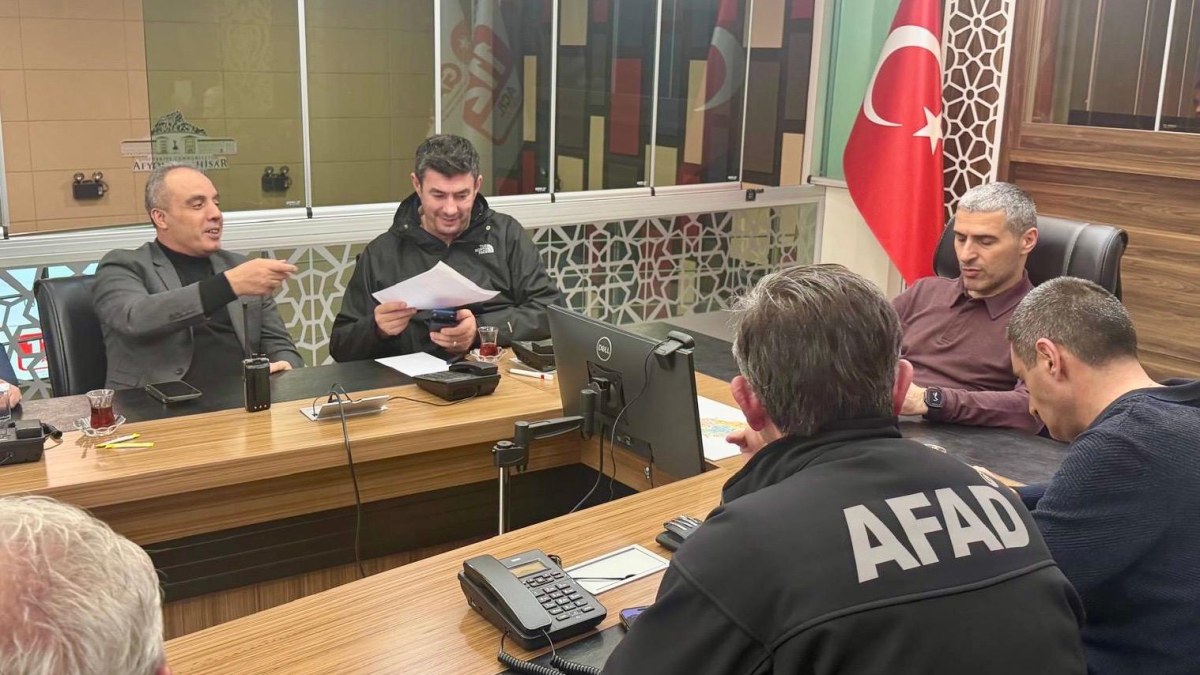 Afyonkarahisar’da Ekipler Sahada