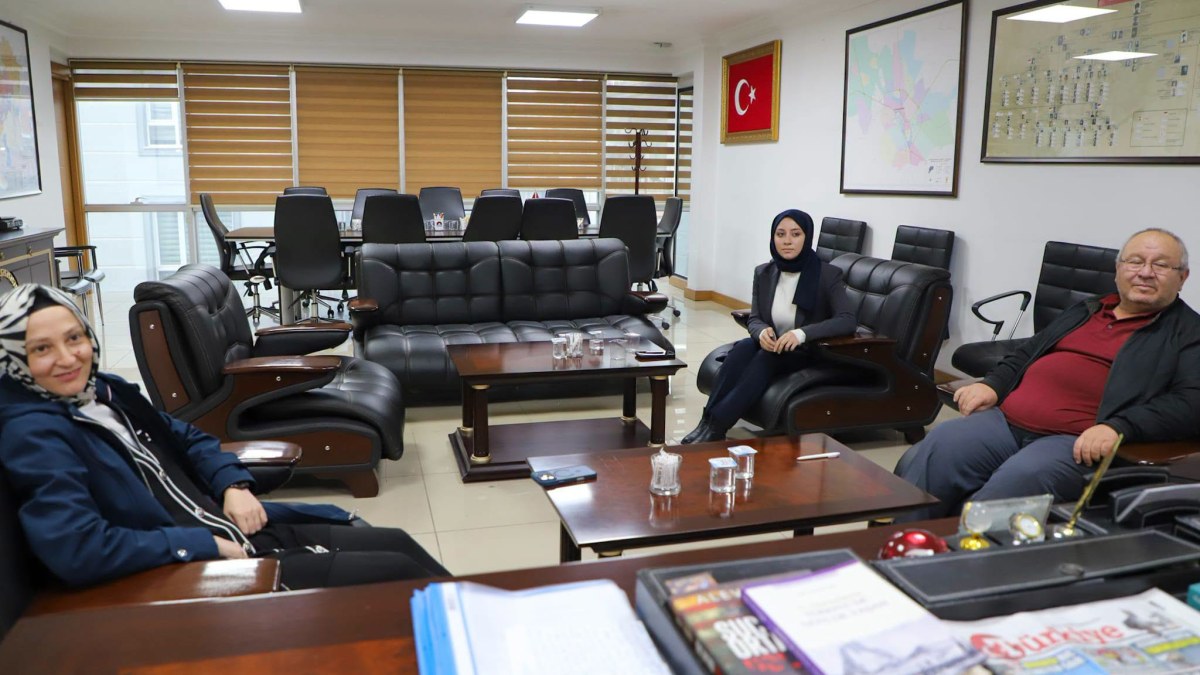 AK Parti Afyonkarahisar Teşkilatı’nda Sinanpaşa Mesaisi