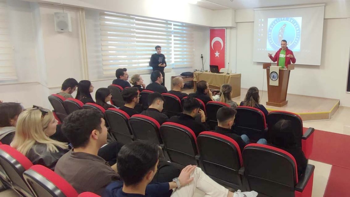 Sandıklı MYO’da “Yaşanabilir Bir Gelecek İçin Ortak Sorumluluk” Semineri Düzenlendi