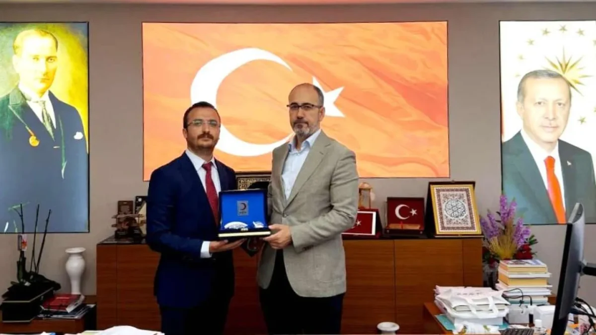 Kızılay Kan Bağış Merkezi Müdürü Karakaya’dan İl Sağlık Müdürü Öztürk’e Ziyaret