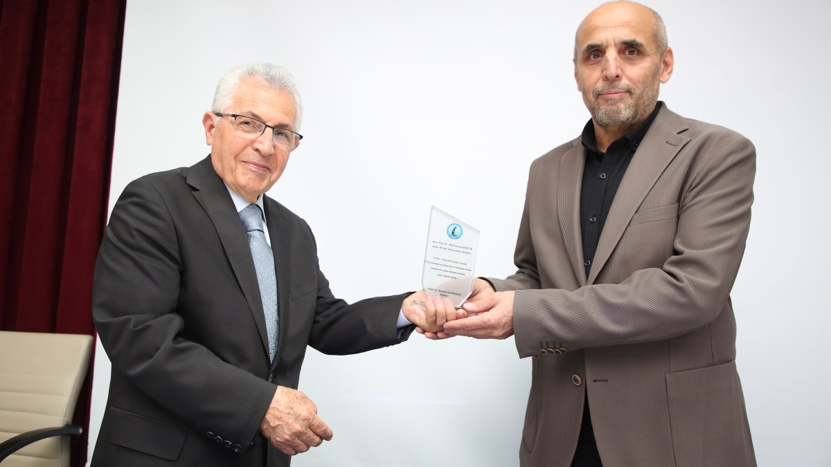 Prof. Dr. Şehabettin Yiğitbaşı Kütüphanesinde “Bilensoy Ailesinin Kütüphanemize Bağışladığı Nadir Eserler” Konuşuldu