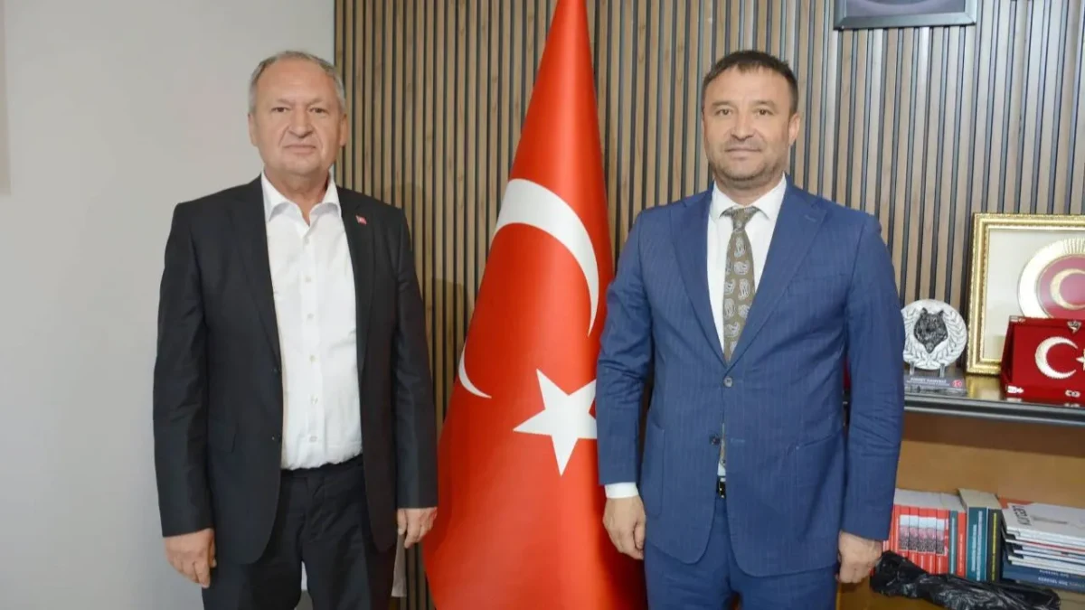 MHP Afyonkarahisar’da Ahmet Kahveci’ye hayırlı olsun ziyaretleri sürüyor